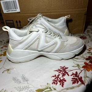 Maje White Chunky Sneakers with Cushioned Sole